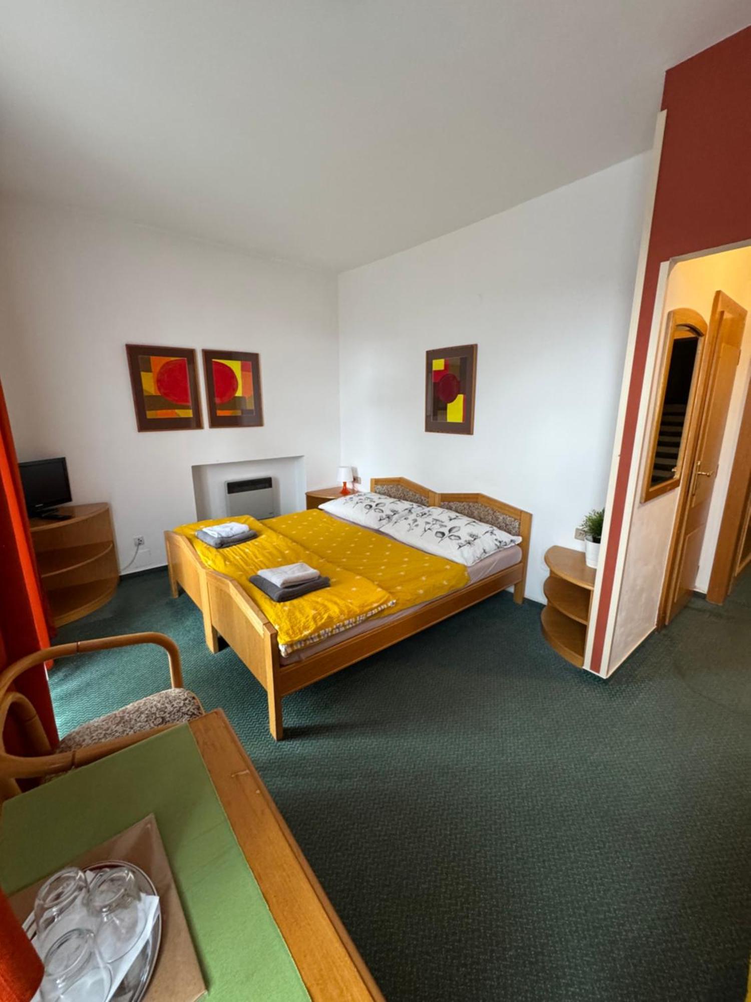 Lucni Dum Hotel Janske Lazne Quarto foto
